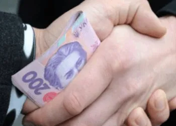 Як голосували нардепи від Рівненщини за скандальний законопроєкт про відкуп від тюрми