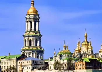 Верховна Рада прийняла законопроєкт, що передбачає заборону діяльності релігійних організацій, пов’язаних з РФ