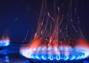 Ціни на газ залишаться незмінними до весни 2025 року: рішення Кабміну