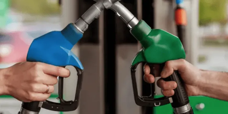 Підвищення акцизів на пальне: Зеленський підписав новий закон