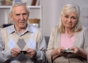 Держава планує обібрати пенсіонерів-біженців: що відомо