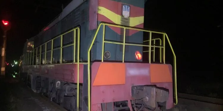 На Рівненщині потяг задавив людину