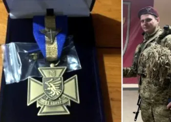 Військового з Рівненщини нагородили відзнакою "Хрест пошани"