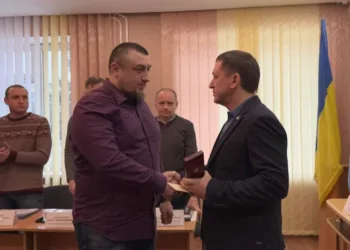 Молодшого сержанта з Рівненщини нагороджено медаллю "За врятоване життя"