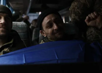 Сьогодні з полону повернулося п'ятеро захисників з Рівненщини