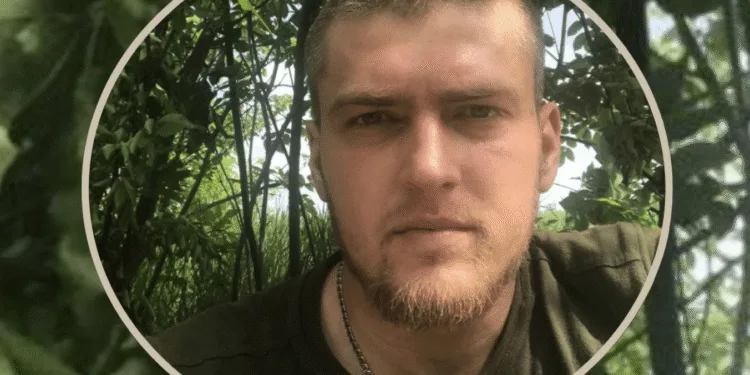 Воїна з Вараша відзначили почесною нагородою – командування подякувало його батькам за виховання героя