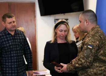 У Рівному рідним загиблого Героя Володимира Самкова вручили орден «За мужність» І
