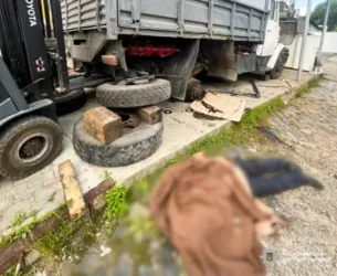 Трагедія у Рівному: чоловік загинув під час ремонту вантажівки, розпочато розслідування