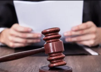 На Рівненщині судитимуть чоловіка за побиття власного діда