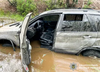 На Рівненщині неповнолітній викрав авто та втрапив у ДТП