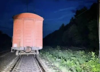 У Дубні 14 річна дівчина скоїла самогубство