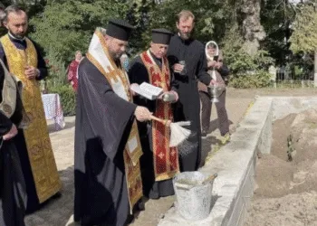 На Рівненщині заклали капсулу під будівництво нового храму
