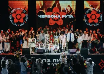 Виконавці з Рівненщини тріумфували на «Червоній руті – 2025»