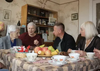 Рівнянка відзначила 102-річчя: життя, сповнене любові та мудрості