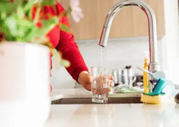 У Дубні з нового року зростуть тарифи на воду: що зміниться для мешканців