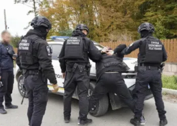 На Рівненщині затримали поліціянта, який вкрав 400 тис доларів