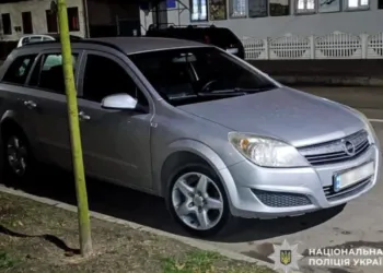 На Рівненщині водій збив підлітка та втік, але поліція швидко розшукала винуватця
