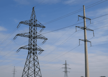 Графік погодинних відключень світла 16 січня 2026 в Рівному