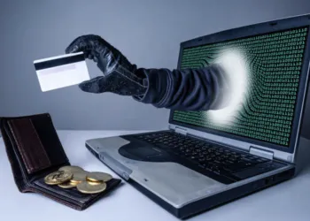 Поліція шукає людей, які могли постраждати від автошахрая з Рівного