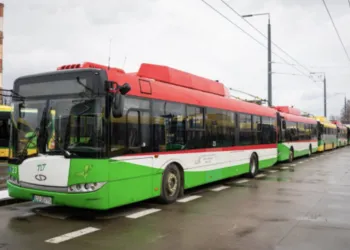 На тролейбусному маршруті Рівне-Городок запроваджують пільгову систему оплати