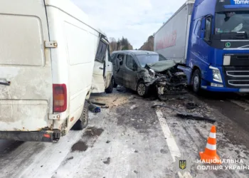 Поблизу Рівного сталася моторошна ДТП з постраждалими