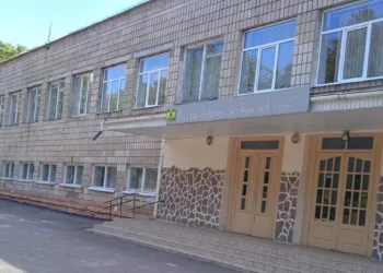 Департамент освіти в Рівному спростував тривожні заяви про ліцей №8