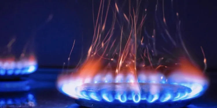 Сьогодні у Рівному низка будинків на день залишиться без газу: перелік адрес