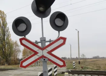 Через ремонт колії у Здолбунові майже на 10 днів обмежать проїзд через залізничний переїзд