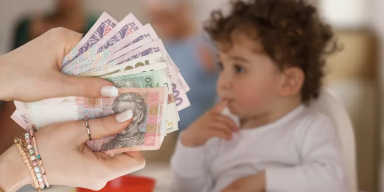 У Рівному батьки можуть отримати "єЯсла" після виходу на роботу: що потрібно знати