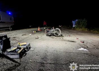 Мотоцикліст і 14-річна дівчина загинули в ДТП на Рівненщині: водієві мікроавтобуса оголосили підозру