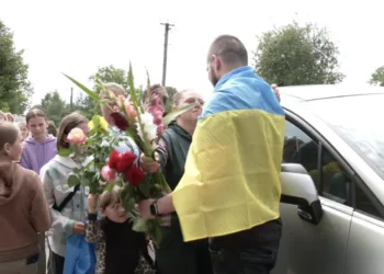 Після понад чотирьох років полону військовий повернувся до рідного села на Рівненщині