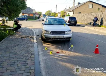 На Рівненщині автомобіль Audi збив семирічну дівчинку на пішохідному переході