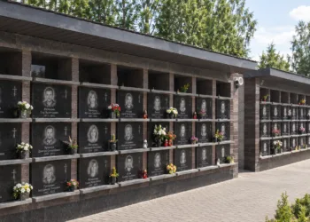 На кладовищі "Нове" у Рівному, через брак землі, зведуть колумбарій на 336 місць для урн із прахом