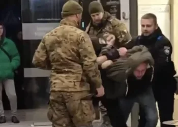 З України хочуть зробити поліцейську державу: який законопроєкт вже у Раді