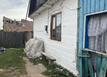 Через ранковий удар по Рівненщині пошкоджено оселі та приміщення старостату